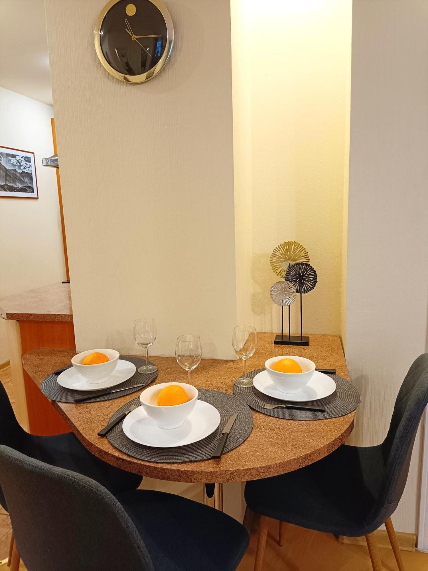 Two Bedroom Apartment In Old Town, Up To 6 Guests Рига Екстер'єр фото